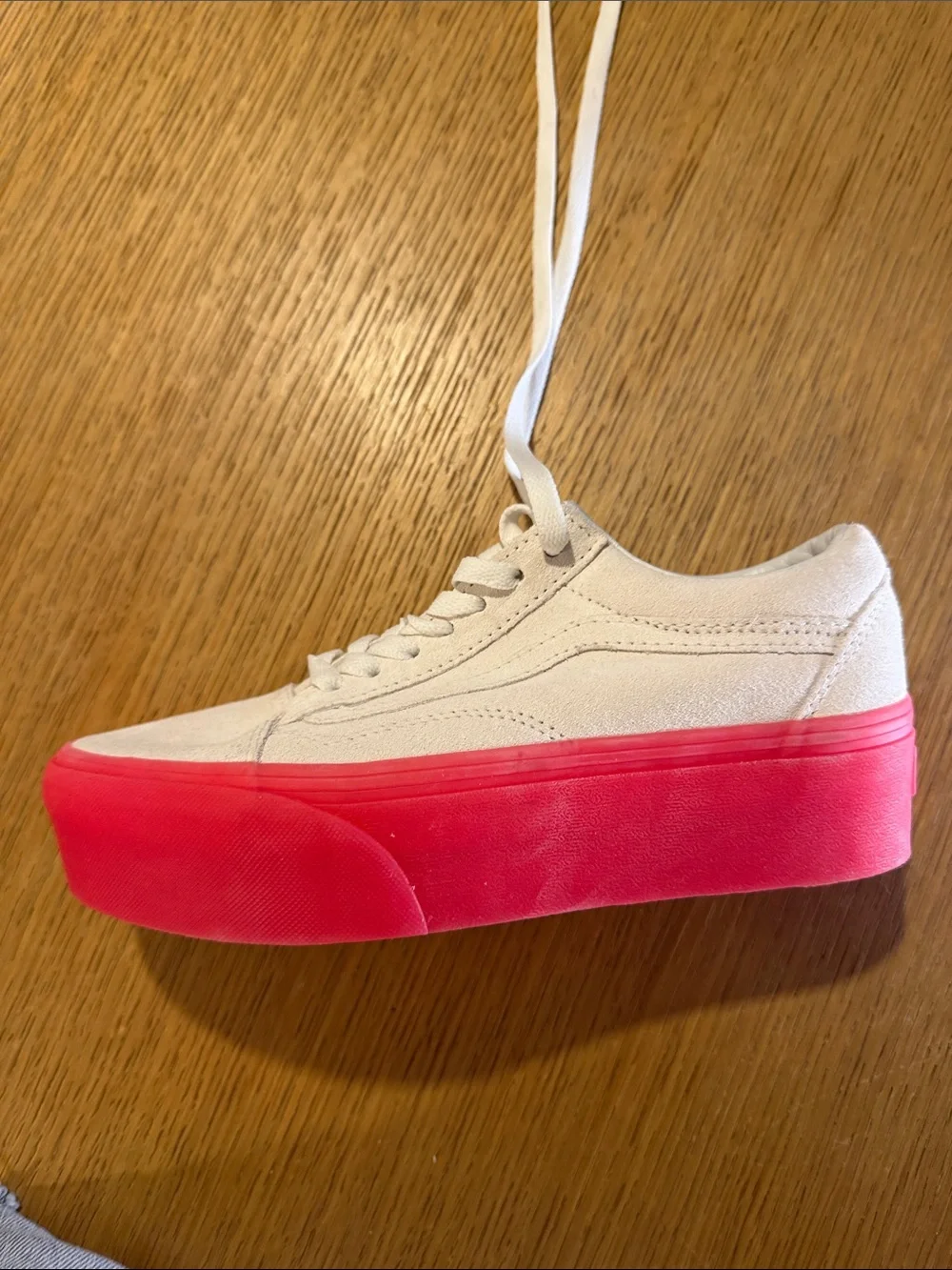Vans Old Skool Stackform Platform Suede Sneakers White Pink Women’s 6.5